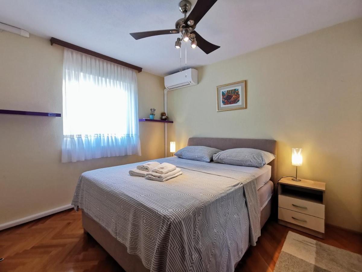 Villa Lille Trogir Dış mekan fotoğraf